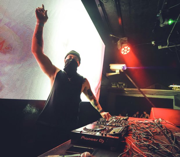 juuku Joins Forces With Ryan Nealon On Mesmerizing Single ‘Save U’
