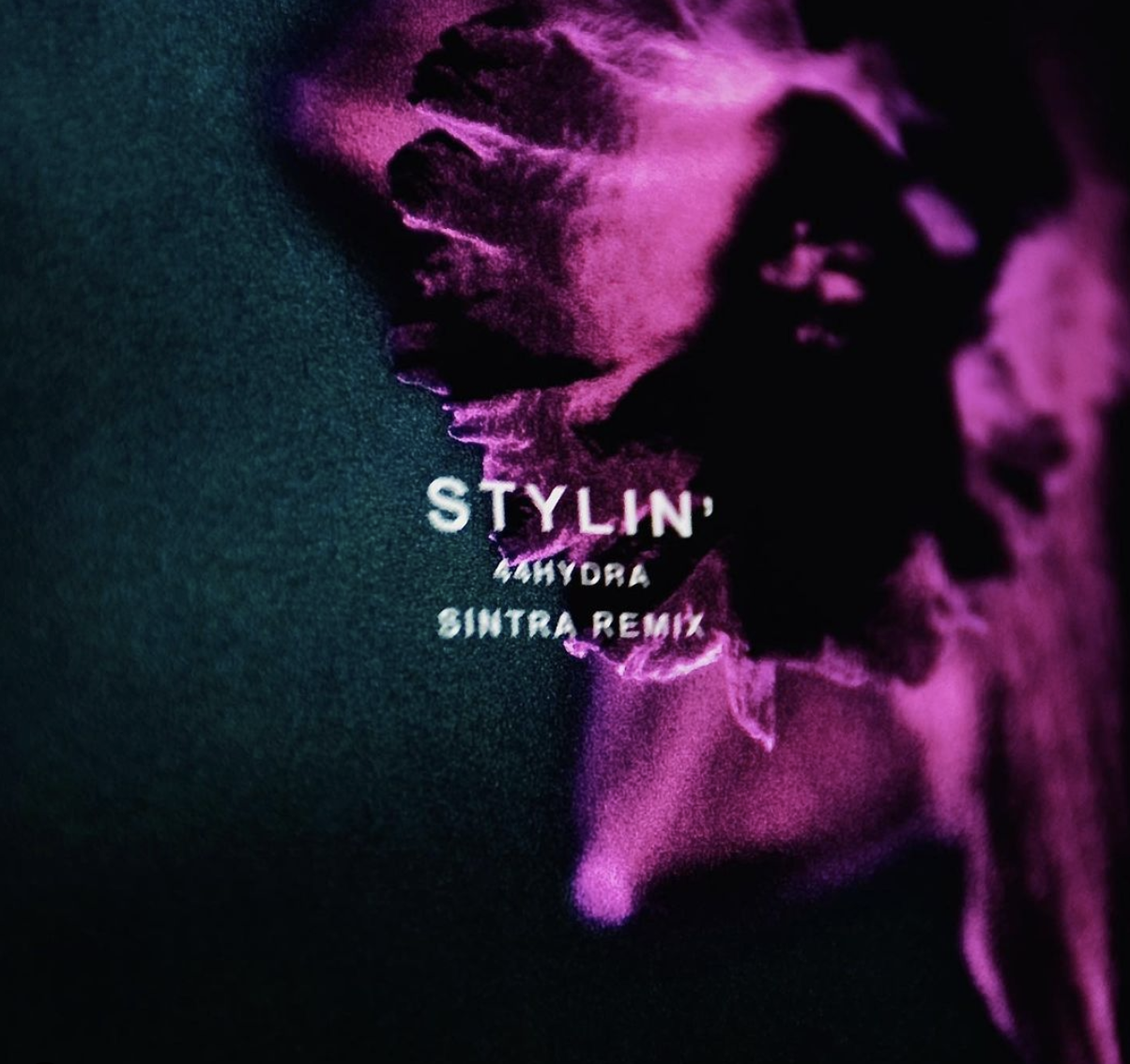 Sintra Puts His Take On ‘Stylin’ By 44hydra
